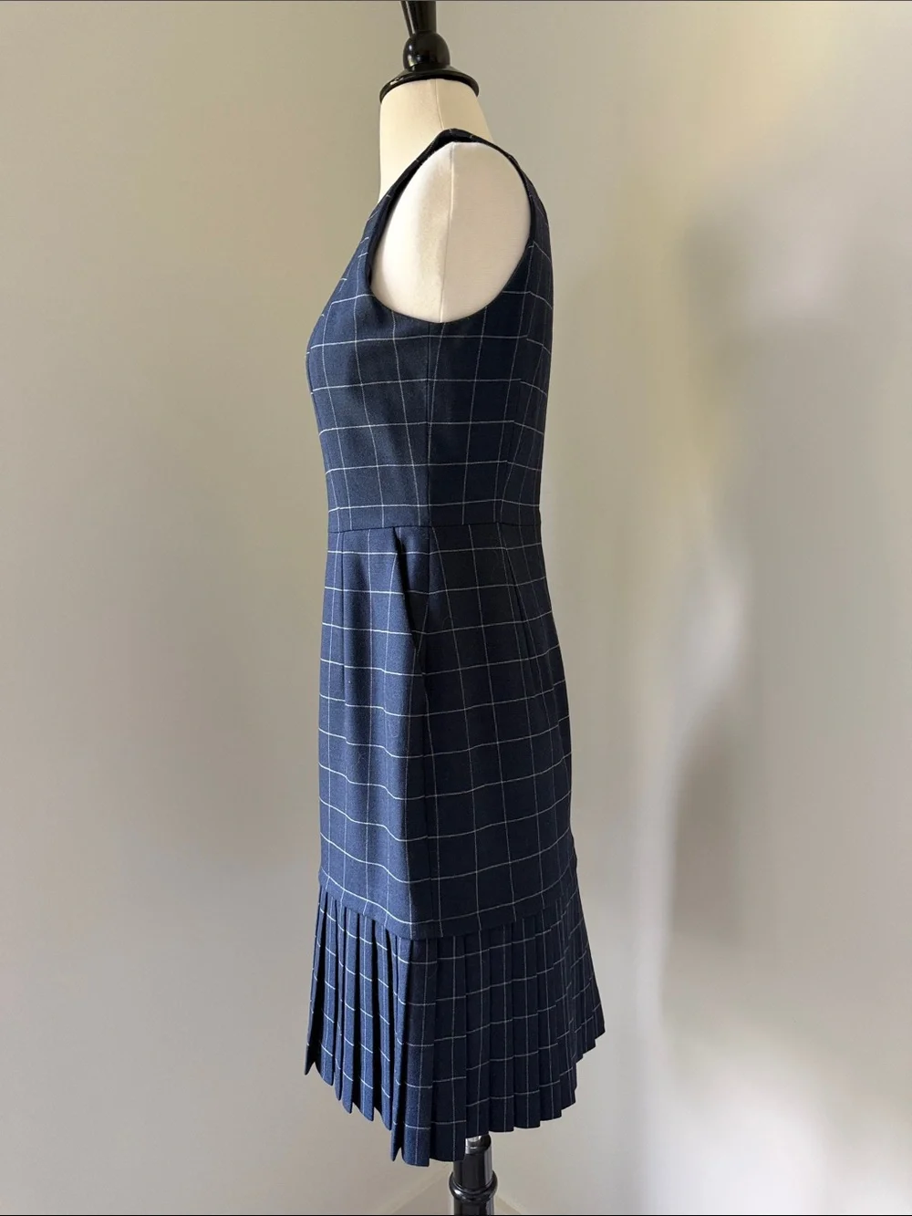 J.Crew Navy Blue Windowpane Pleated Hem Sheath Dress w/ Pockets (size 2P)